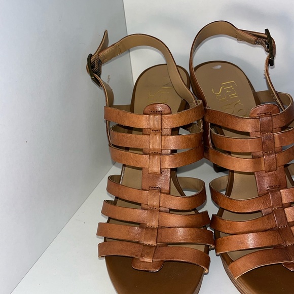 Franco Sarto Leather Tan Heels. Size 6.5 - Picture 2 of 9